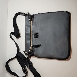 Victoria's Secret Light Black Cross Body Adjustable Strap Purse Zipper Closures